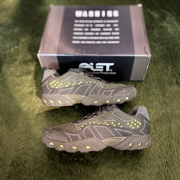 [285] 오클리 스플라인 레드코드 트레일 슈즈 올리브