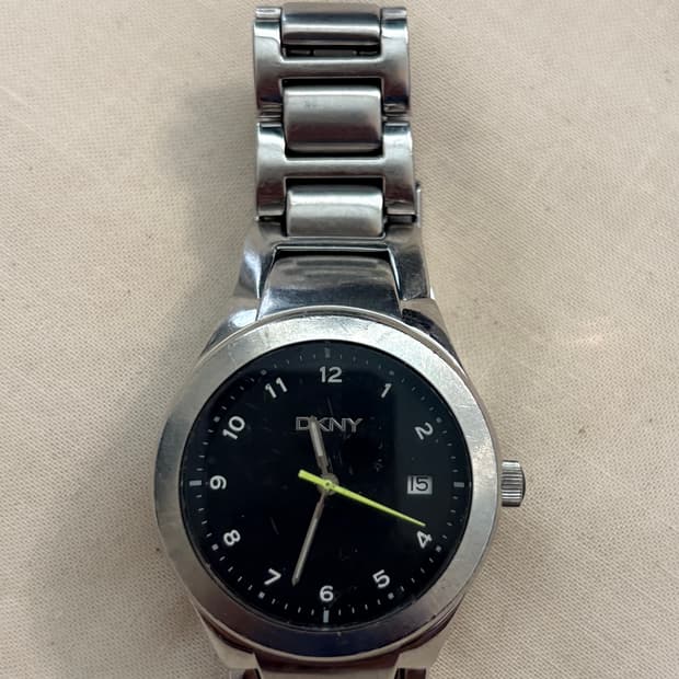 DKNY 정품 블랙 다이얼 메탈 시계 (NY-5039)