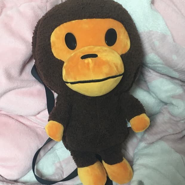 베이프 마일로 돌 백팩 가방 사루 후드집업 정품