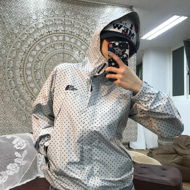 노스페이스 하이벤트 도트 바람막이 자켓