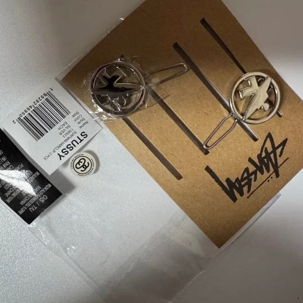 스투시 서프맨 헤어클립 실버 스투시 머리핀 한쌍