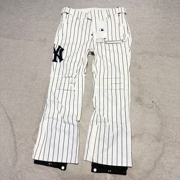 MLB 뉴욕 양키스 스트라이프 스키/보드 팬츠