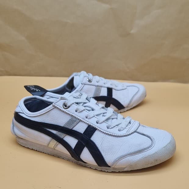 오니츠카타이거 멕시코66 스니커즈 225.