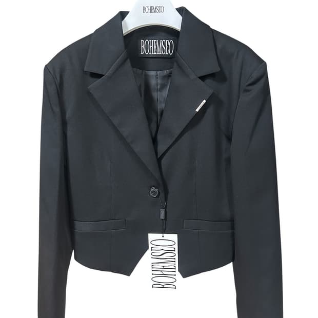 보헴미안서울 크롭 블레이저(새상품)