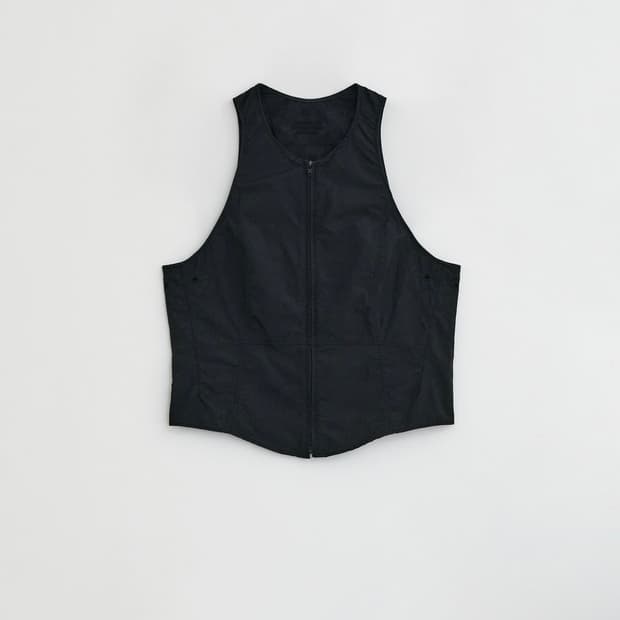 새상품) 누마레ee 이이 NYLON ZIP-UP SLEEVELESS