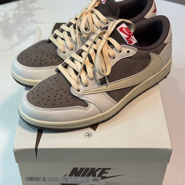 [260] 나이키 조던1 트래비스스캇 로우 세일 앤 리저록