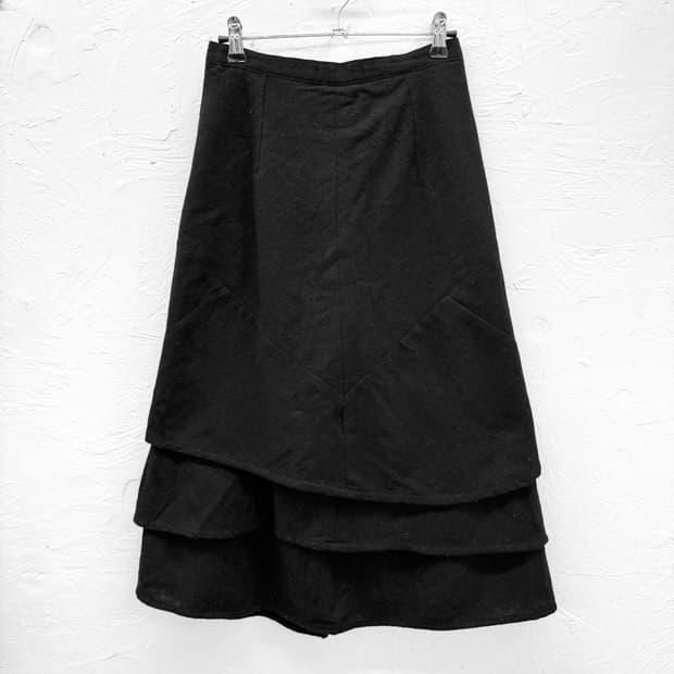 maple house 레이어드 울 스커트