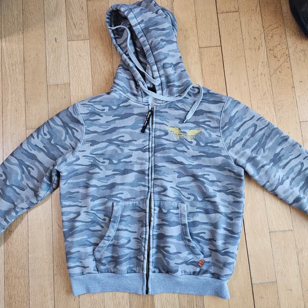 로빈스진 카모 금 자수 셋업