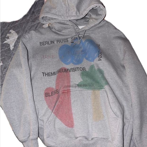 더뮤지엄비지터 20 fw 후드