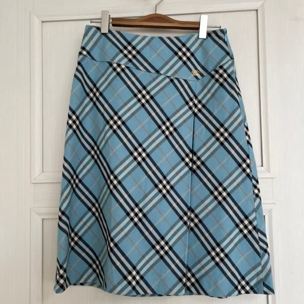 벽시계&버버리 스커트