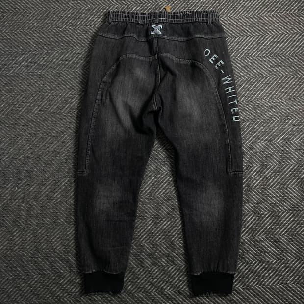 KUNSTSTTERD 백 자수로고 흑청 조거 팬츠o 4628