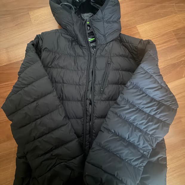 무신사스탠다드 경량패딩