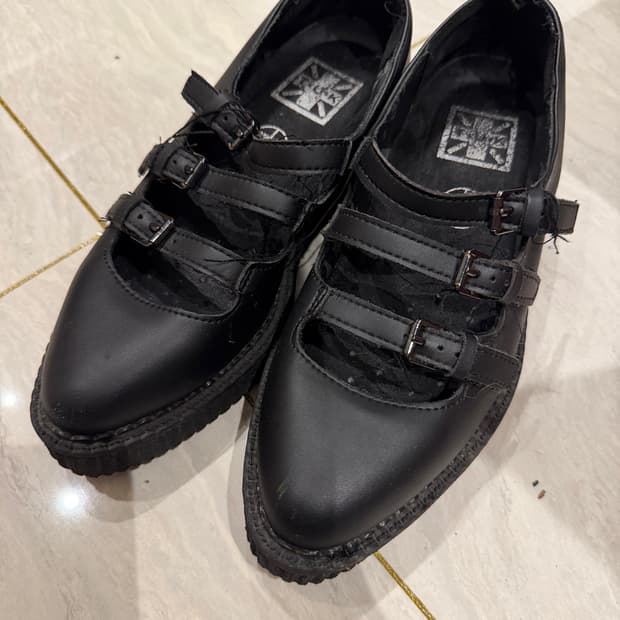TUK 스틸레토 로퍼 230