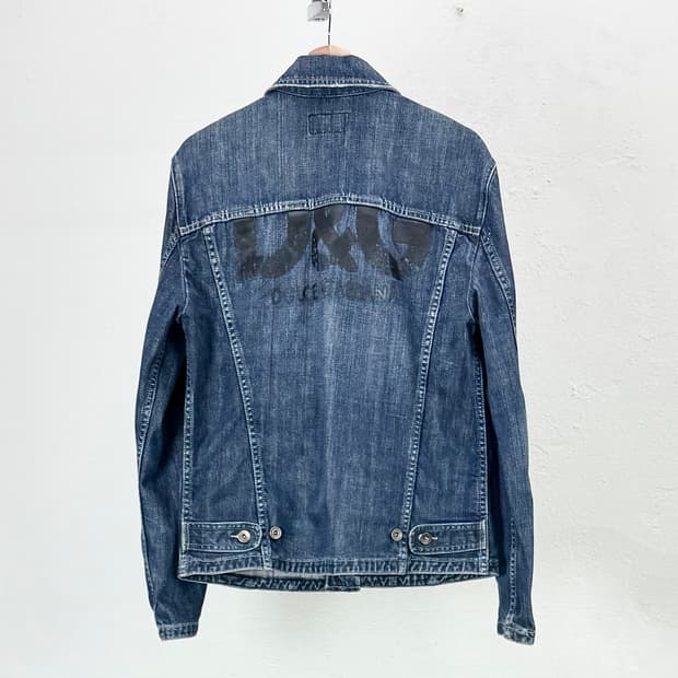 돌체 앤 가바나 백 프린팅 중청 데님 자켓