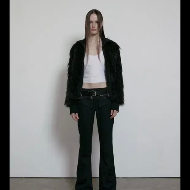 보헤미안서울 하이넥 퍼 집업 자켓