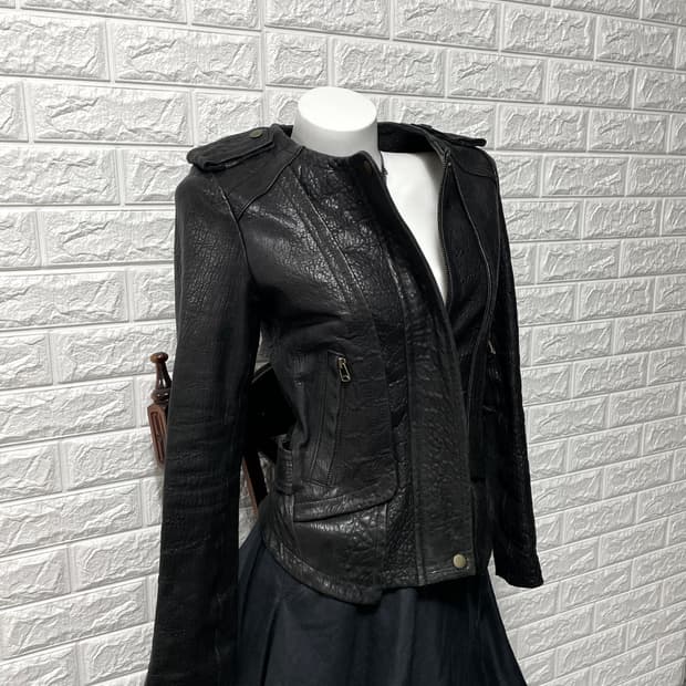 Vintage Cracked Lambskin cut-out Jacket