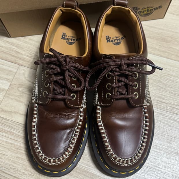 닥터마틴 로웰 보트슈즈