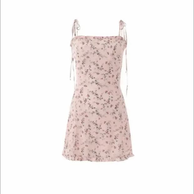 카리나착용)낫유어로즈 프릴 미니 원피스 핑크 드레스