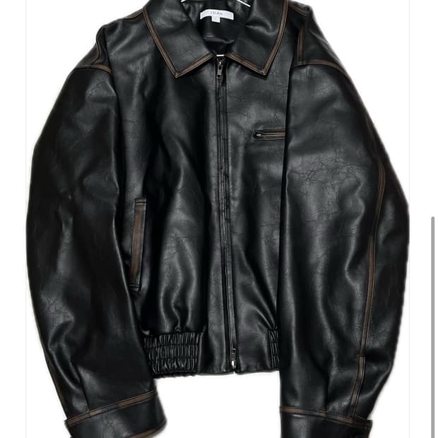 주앙 옴므 레더 블루종 L 판매합니다.