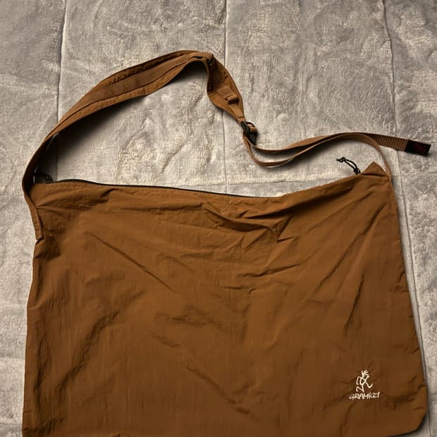 그라미치 빅 쇼퍼백 크로스백 브라운