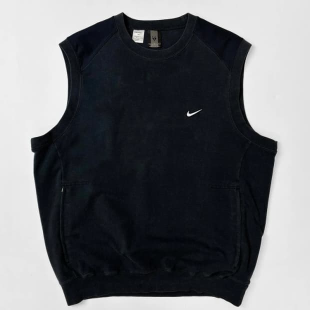 나이키 00's Y2K 스우시 스웻 베스트 PN5541   
