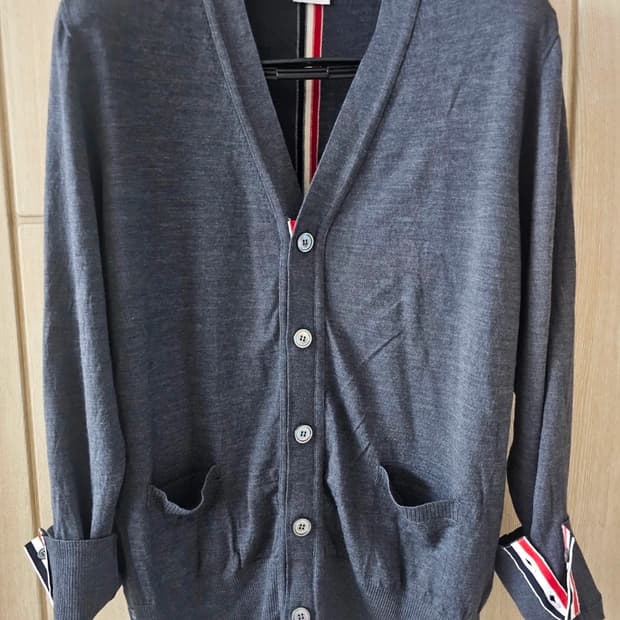 톰브라운 메리노울 백스트라이프 가디건(4/정품)