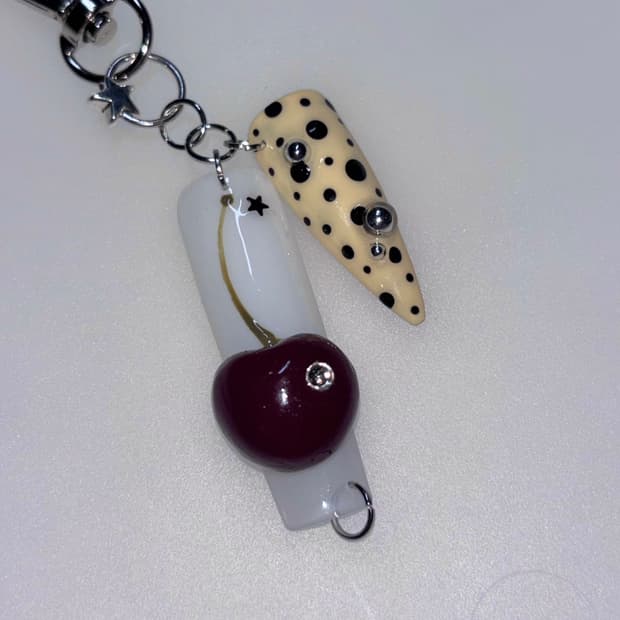 네일 팁 키링 nail tip keyring