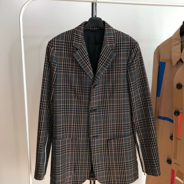 라프시몬스 오픈 벤트 디테일 블레이저