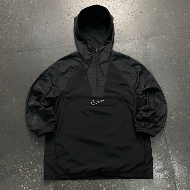 105 나이키 아노락