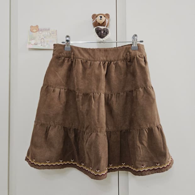 [착용샷] 빈티지 스웨이드 자수 캉캉스커트