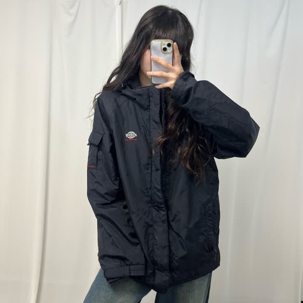 Dickies black windbreaker