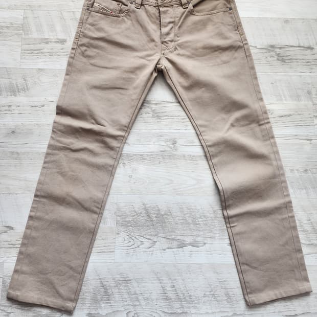 DIESEL 디젤 베이지 색상 면 바지 팜. 32~33인치 일자 팬츠
