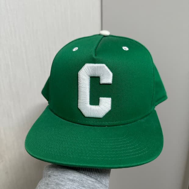 칼하트 WIP x 스타터 캡