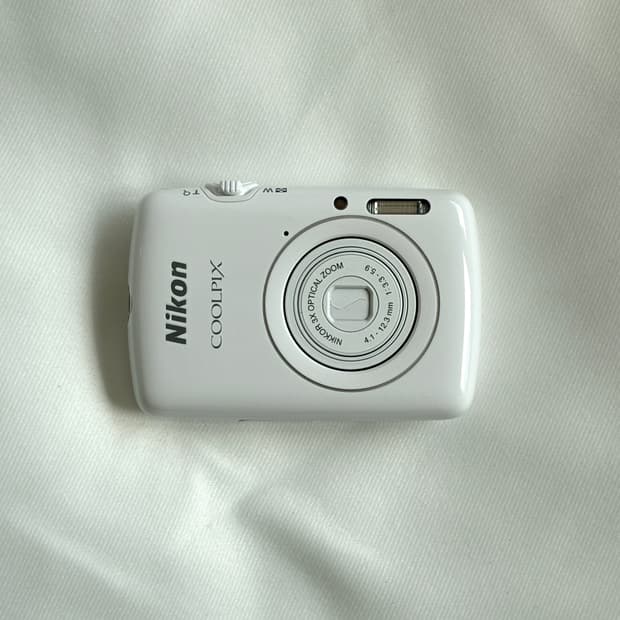 니콘 쿨픽스 Nikon coolpix s01 화이트