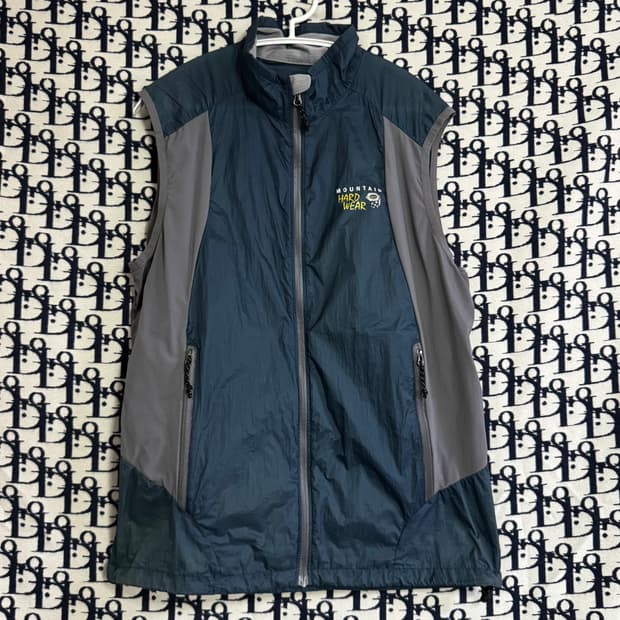 마운틴하드웨어 남성 조끼 M