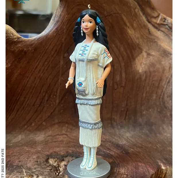 1996年 BARBIE Native American Doll Object