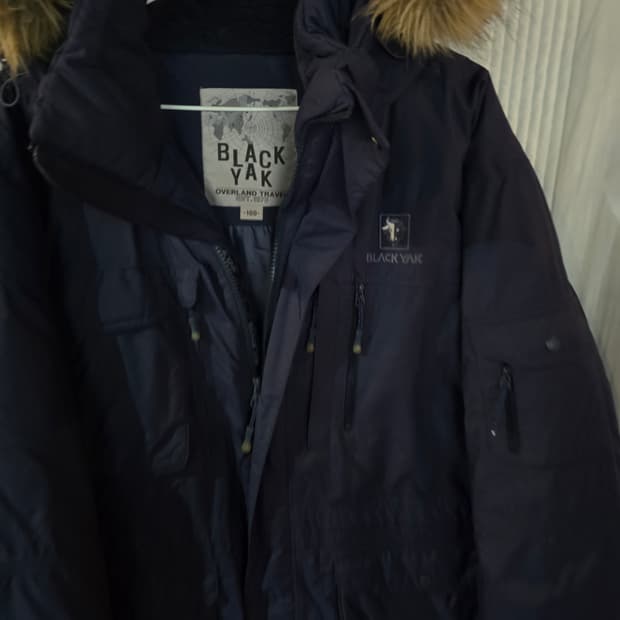 블랙야크 거위털패딩 