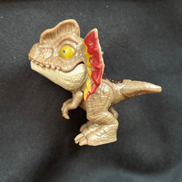 딜로포사우루스 공룡 마텔 쥬라기월드 피규어 인테리어 소품 