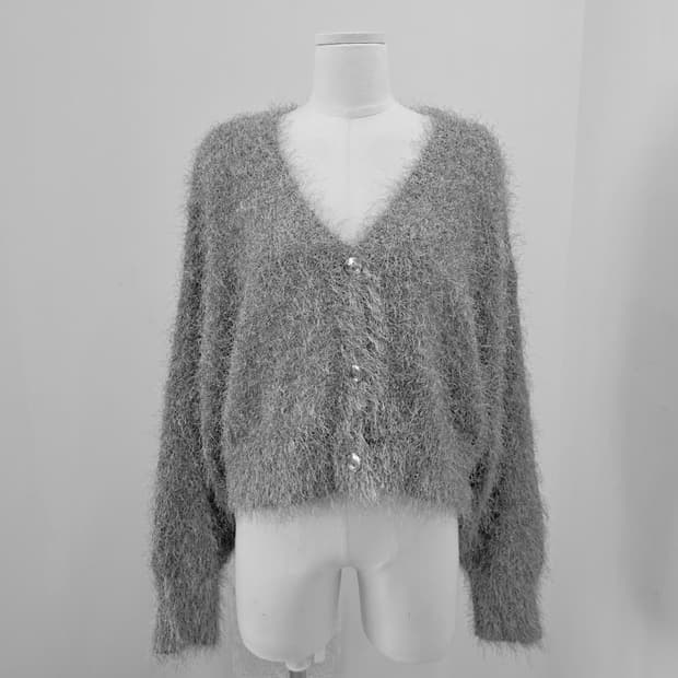 실버그레이 헤어리 브이넥 크롭 가디건