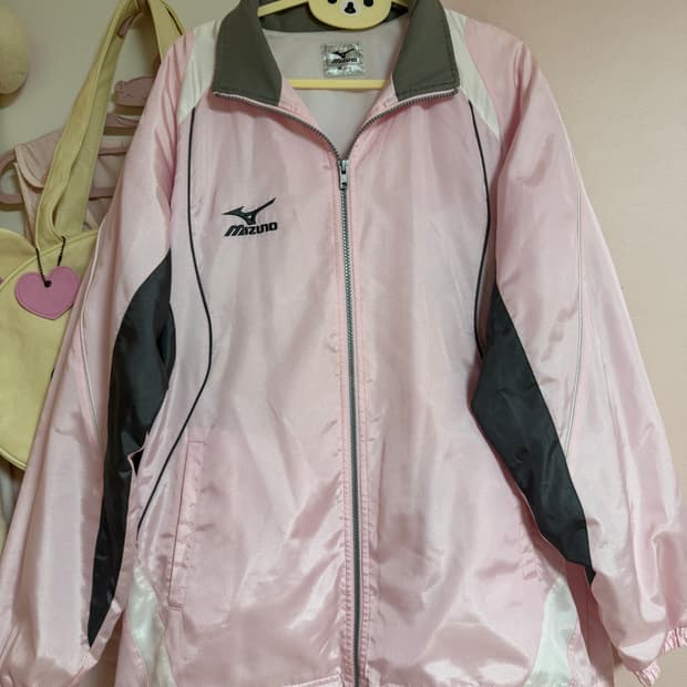 미즈노 회핑 핑크 바람막이