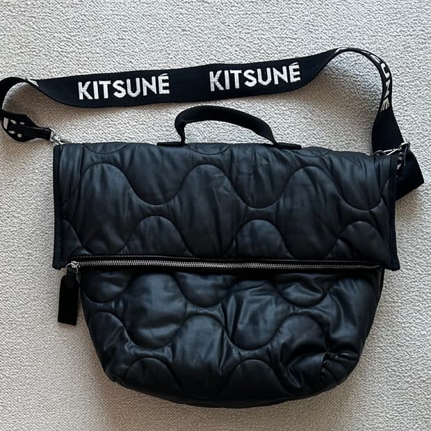 메종키츠네 블랙 퀼팅백