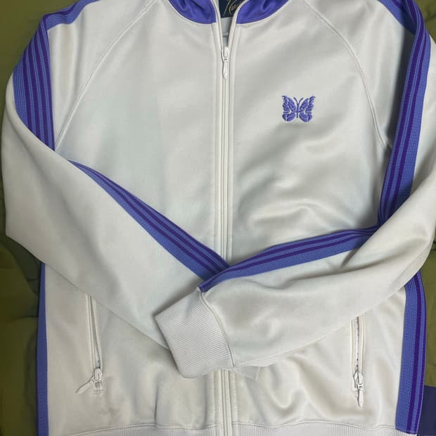 니들스 트랙 자켓 폴리 스무스  아이스 화이트