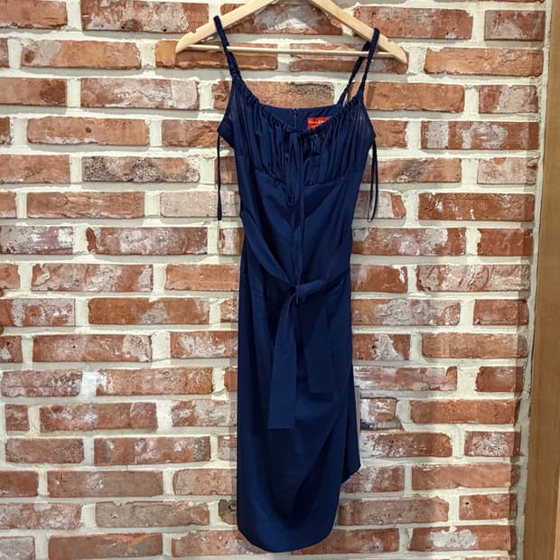 비비안웨스트우드 셔링 원피스 네이비 