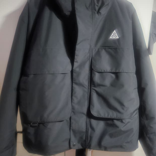 나이키 acg 스컬 피크 스톰핏 자켓 라지 