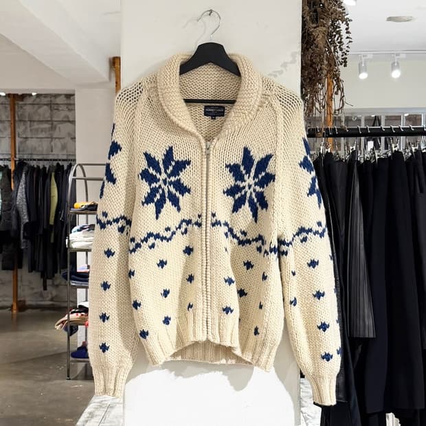 커니 하우스 아이보리 퓨어울 노르딕 코위찬 니트집업
