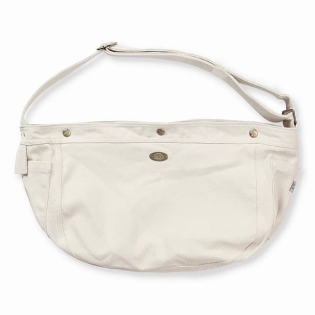 메탈리즈 뉴스보이 백