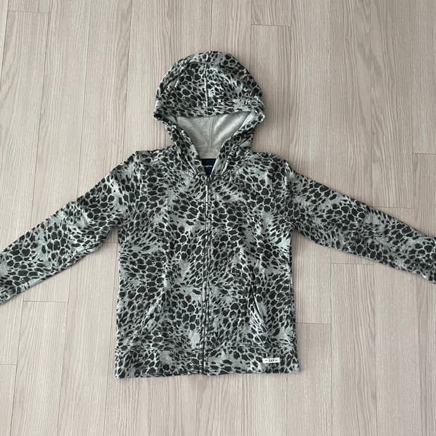 갸루 레오파드 집업