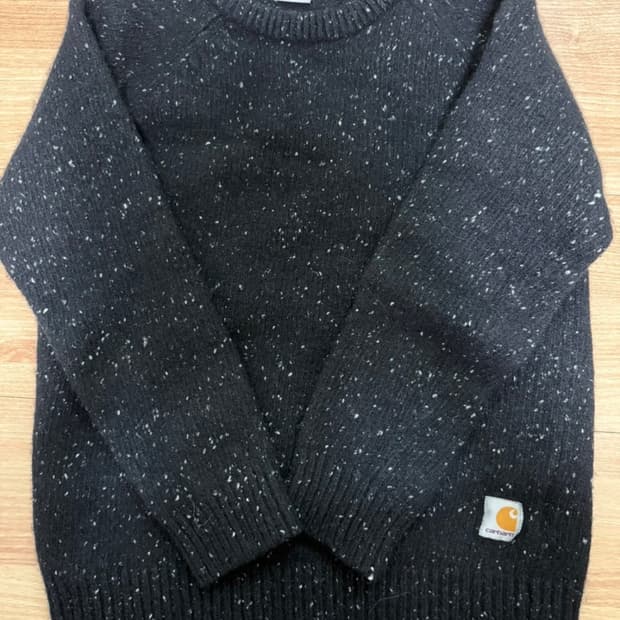 칼하트 WIP 앵글리스틱 스웨터 블랙