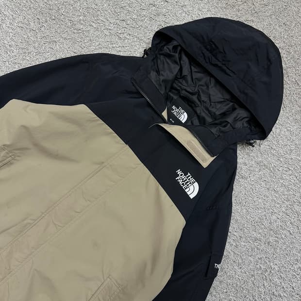 [95-100] 노스페이스 바람막이