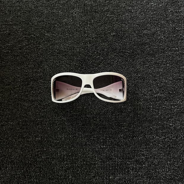 Blugirl y2k vintage heart sunglasses